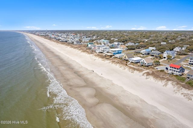 318 NE 58th Street, Oak Island, NC 28465