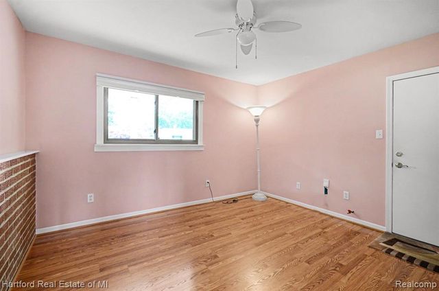 41131 S Mcmahon Circle, Novi, MI 48375