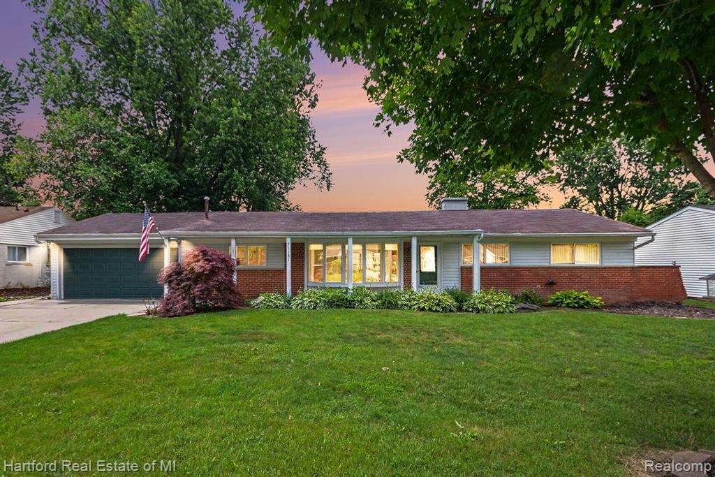 41131 S Mcmahon Circle, Novi, MI 48375