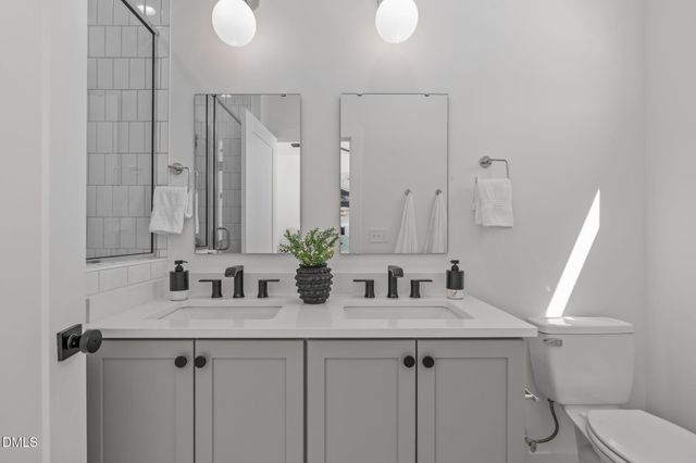 2006 Moody Lane, Durham, NC 27701