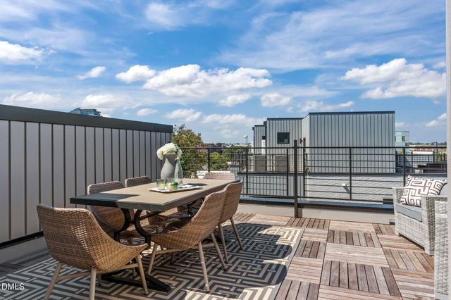 2006 Moody Lane, Durham, NC 27701