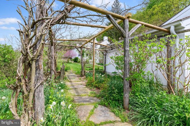 639 CHURCH RD, Malvern, PA 19355