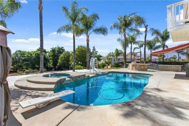 1647 Brittany, Redlands, CA 92374