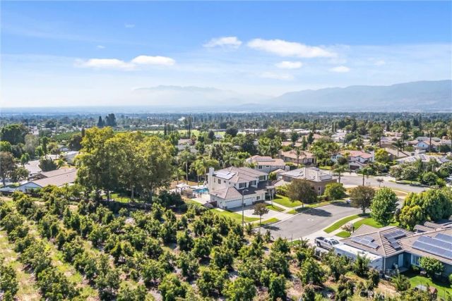 1647 Brittany, Redlands, CA 92374