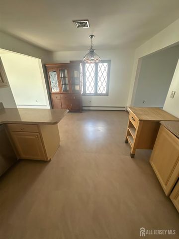 182 Bloomfield Avenue, Iselin, NJ 08830