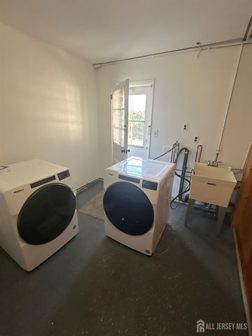 182 Bloomfield Avenue, Iselin, NJ 08830