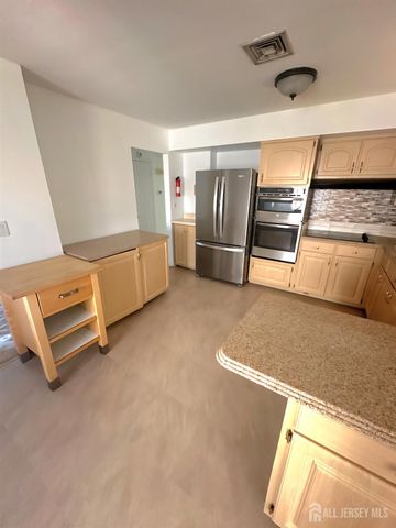 182 Bloomfield Avenue, Iselin, NJ 08830