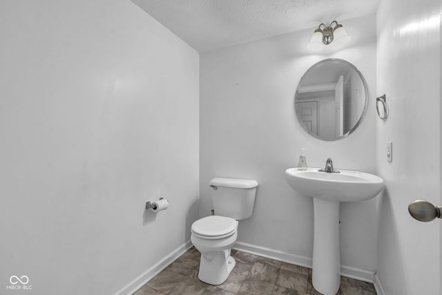 5644 Broadcaster Lane, Plainfield, IN 46168