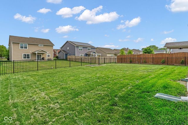 5644 Broadcaster Lane, Plainfield, IN 46168