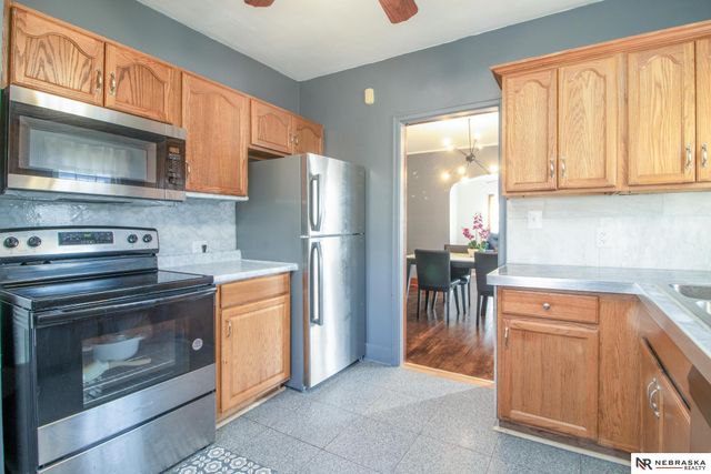 3408 N 49th Street, Omaha, NE 68104