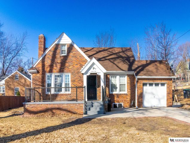 3408 N 49th Street, Omaha, NE 68104
