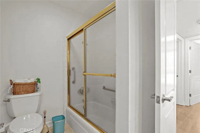 4915 Tyrone Avenue 136, Sherman Oaks, CA 91423
