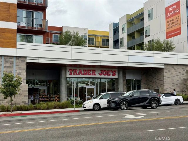 4915 Tyrone Avenue 136, Sherman Oaks, CA 91423