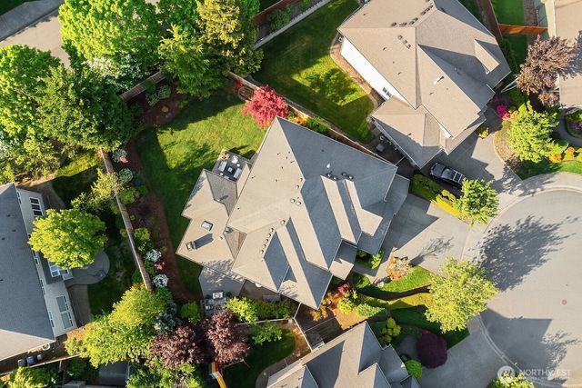 27212 SE 12th Place, Sammamish, WA 98075