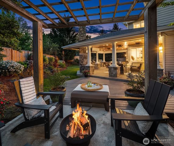 27212 SE 12th Place, Sammamish, WA 98075