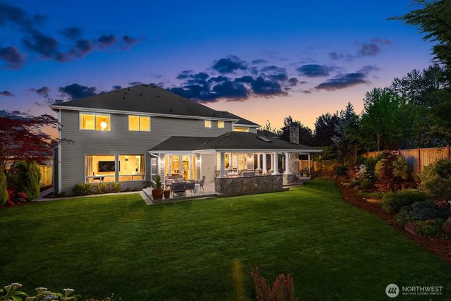 27212 SE 12th Place, Sammamish, WA 98075