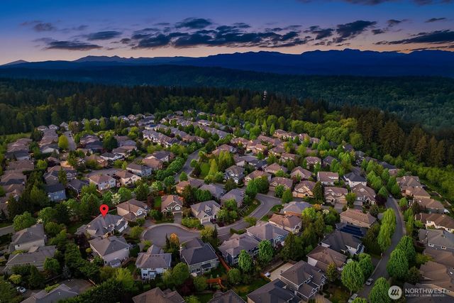27212 SE 12th Place, Sammamish, WA 98075