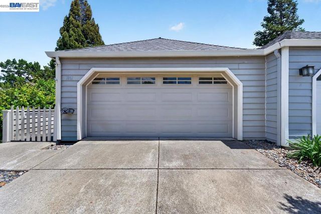 1861 N Forest Hill, Danville, CA 94526