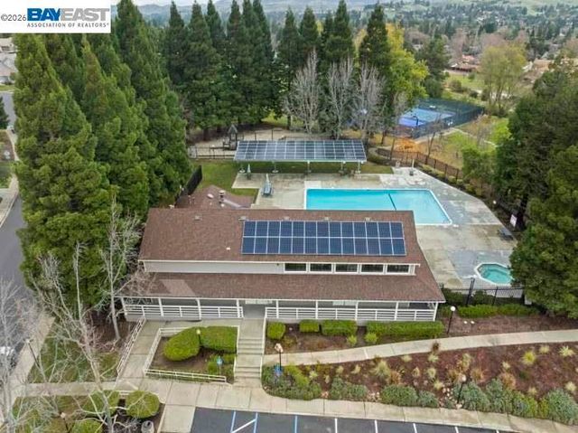 1861 N Forest Hill, Danville, CA 94526