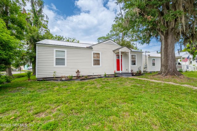 137 W WASHINGTON Street, Starke, FL 32091