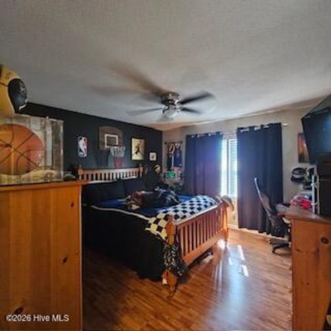 426 N Main Street, Broadway, NC 27505