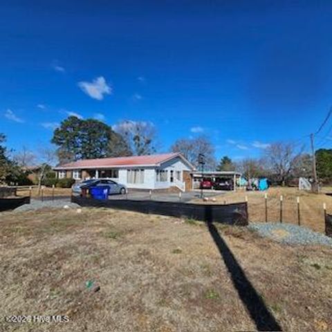 426 N Main Street, Broadway, NC 27505