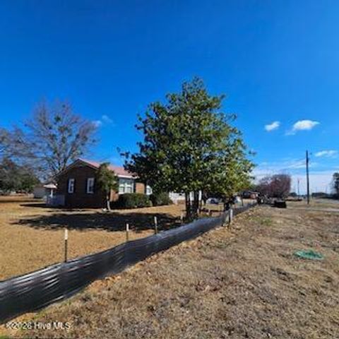 426 N Main Street, Broadway, NC 27505