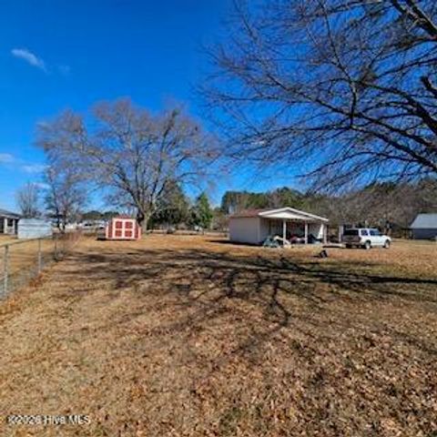 426 N Main Street, Broadway, NC 27505