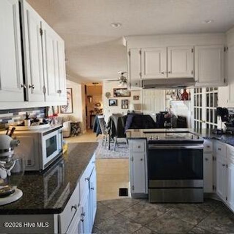 426 N Main Street, Broadway, NC 27505