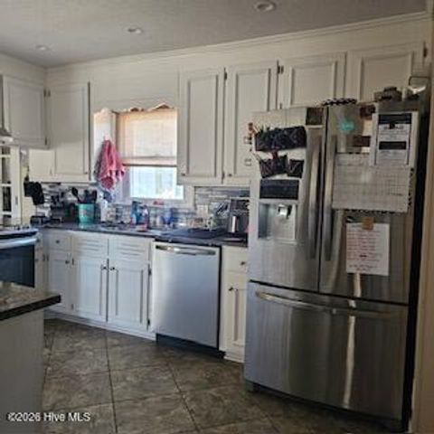 426 N Main Street, Broadway, NC 27505