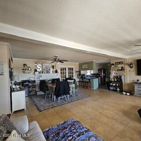 426 N Main Street, Broadway, NC 27505