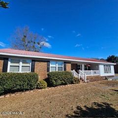 426 N Main Street, Broadway, NC 27505