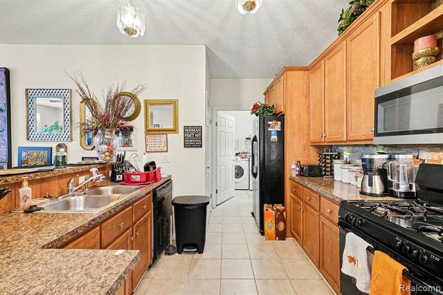 562 Williams Street, Flint, MI 48503