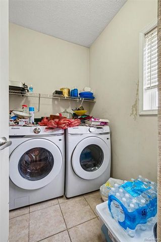 562 Williams Street, Flint, MI 48503
