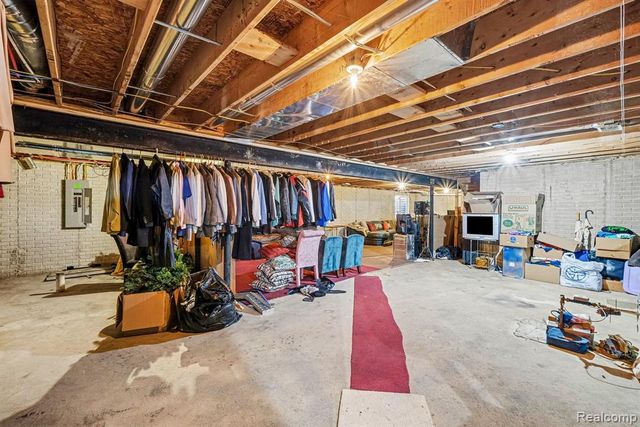 562 Williams Street, Flint, MI 48503