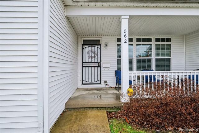 562 Williams Street, Flint, MI 48503