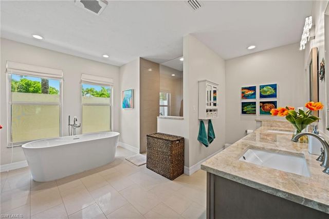 2114 Imperial Golf Course BLVD, Naples, FL 34110