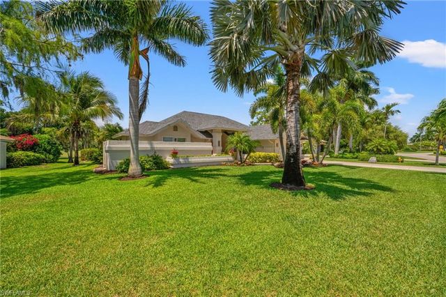 2114 Imperial Golf Course BLVD, Naples, FL 34110