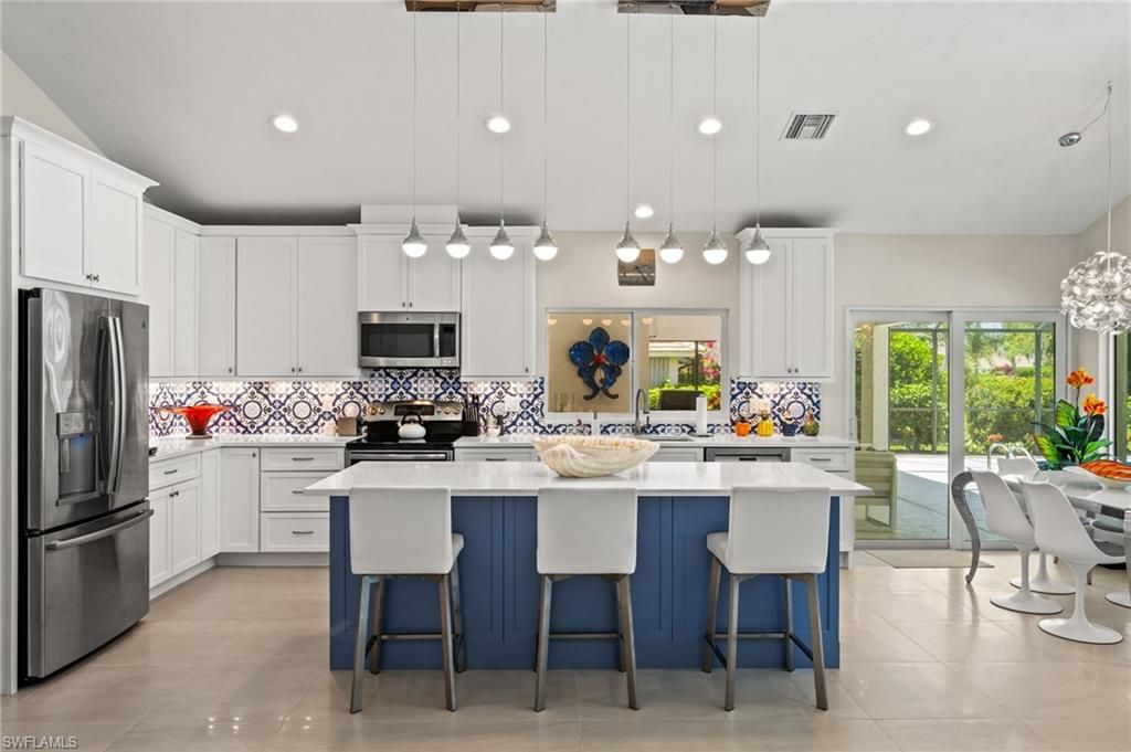 2114 Imperial Golf Course BLVD, Naples, FL 34110
