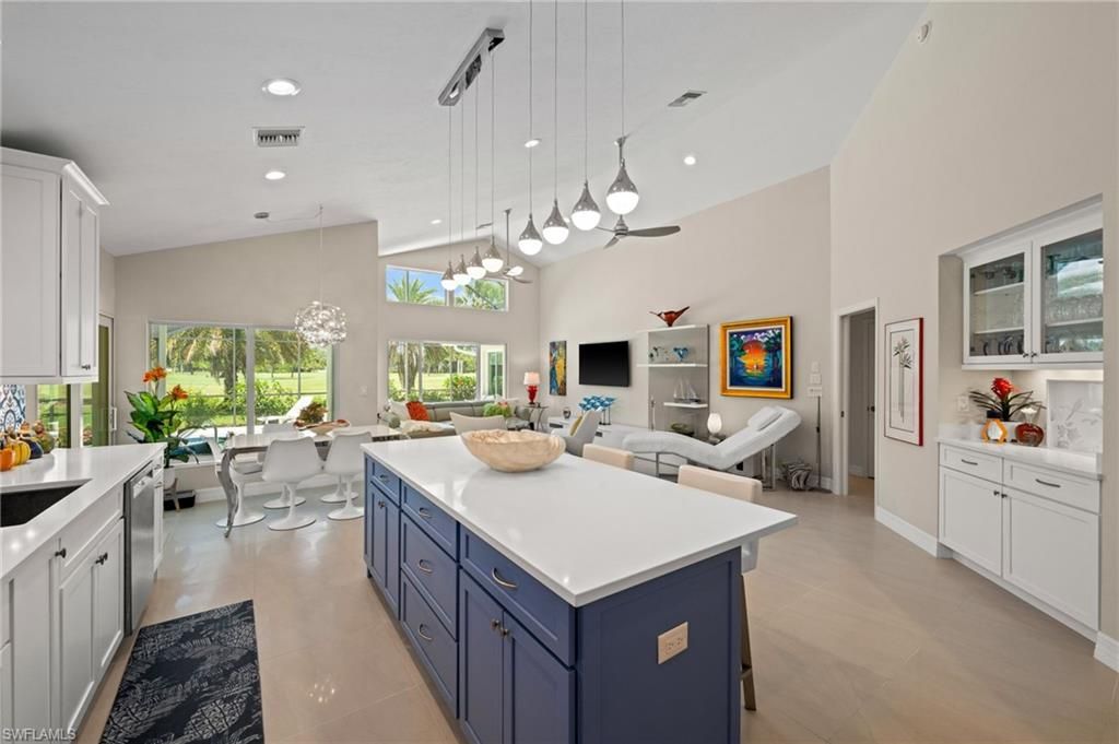 2114 Imperial Golf Course BLVD, NAPLES, FL 34110 — photo 4