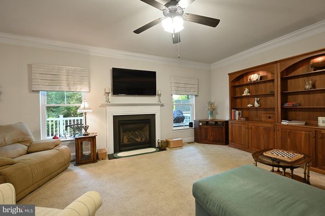 12 HOLLY LN, Ocean View, DE 19970