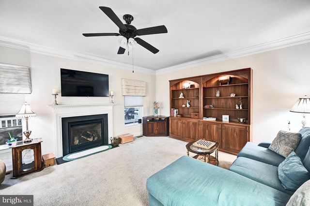12 HOLLY LN, Ocean View, DE 19970