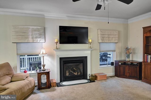 12 HOLLY LN, Ocean View, DE 19970