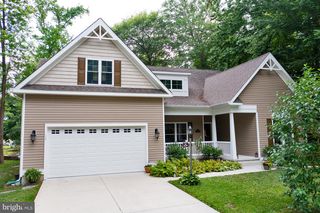 12 HOLLY LN, Ocean View, DE 19970