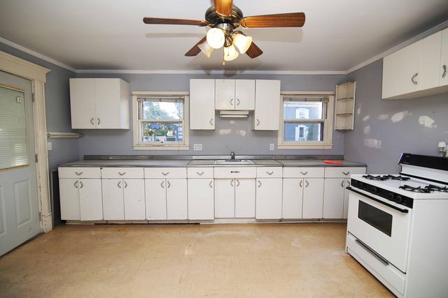 409 Portage Avenue, Three Rivers, MI 49093