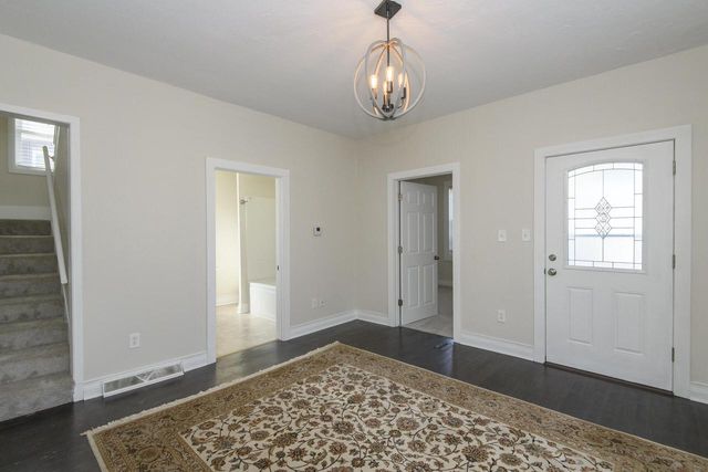 821 E Main STREET, Waukesha, WI 53186