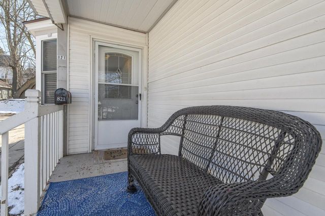 821 E Main STREET, Waukesha, WI 53186