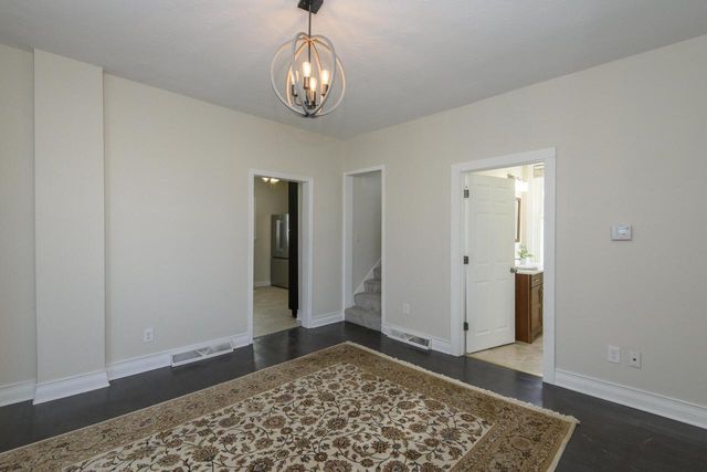 821 E Main STREET, Waukesha, WI 53186