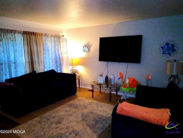 110 Merlin Street, Warner Robins, GA 31093