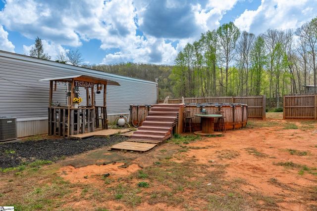 4724 Dacusville Highway, Marietta, SC 29661